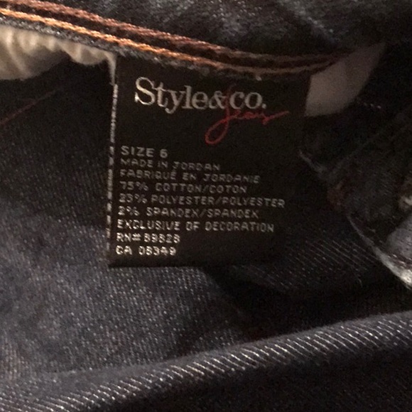 Size 4 & 6 Banana Repub & Style Comp - Picture 6 of 7